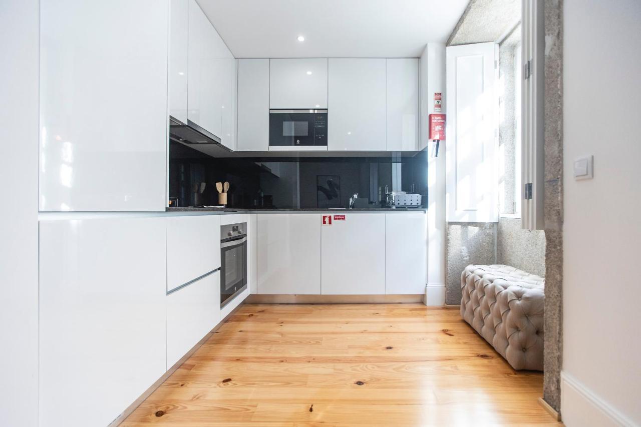 Elegant Downtown 1Br Flat W/ Ac By Lovelystay OOporto Exteriör bild