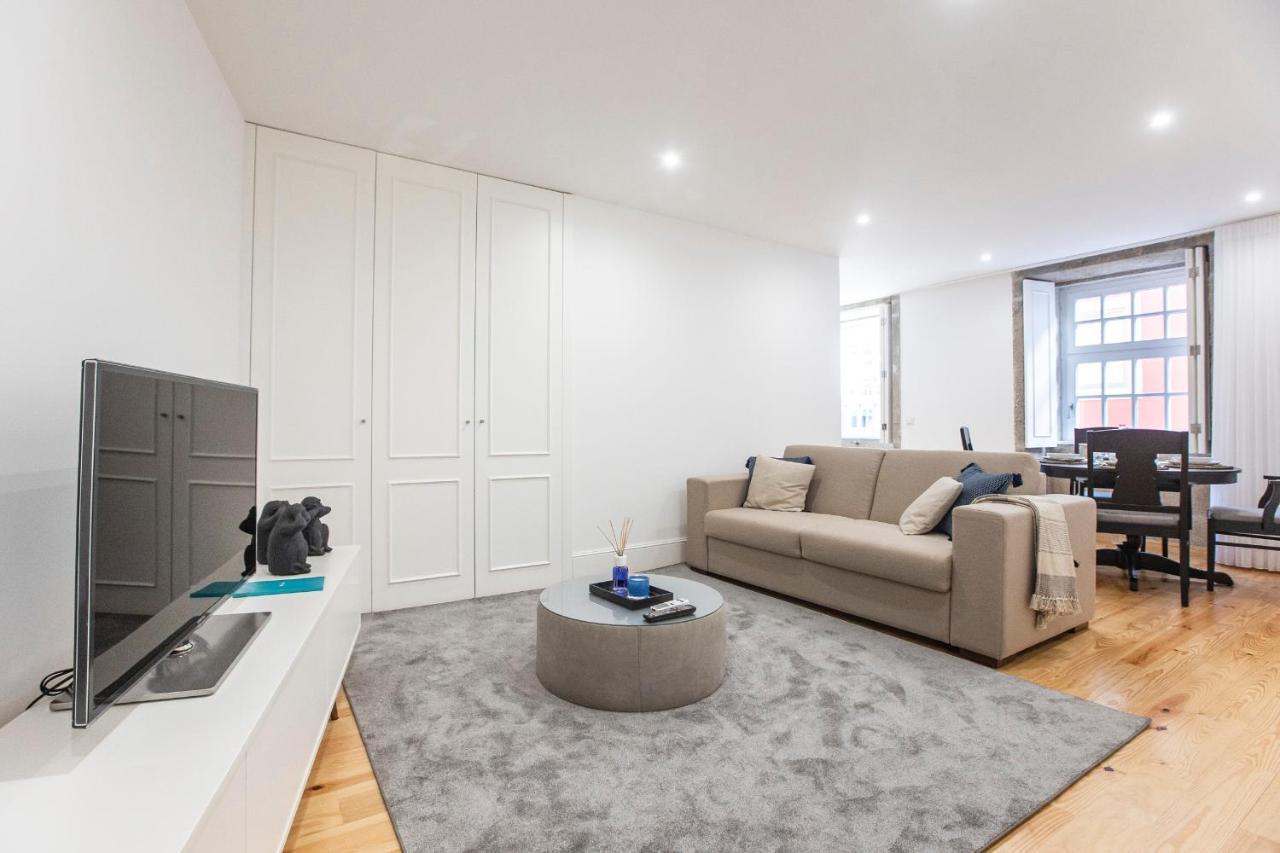 Elegant Downtown 1Br Flat W/ Ac By Lovelystay OOporto Exteriör bild